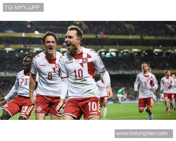 丹麦队最帅足球球星阵容解析及他们在国际赛场的表现亮点