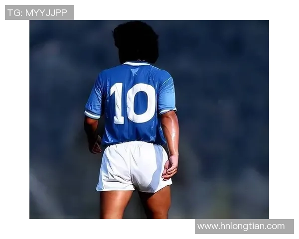 退役传奇足球巨星的人生新篇章与辉煌过往的深度回顾